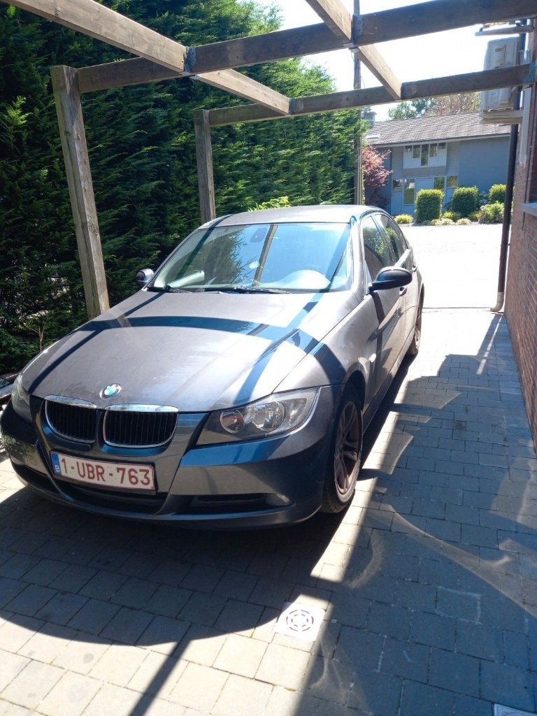 Bmw 318i Hatchback Benzine 2007 Gekeurd Voor Verkoop, Auto's, Dealer onderhouden, Stof, Zwart, 5 deurs