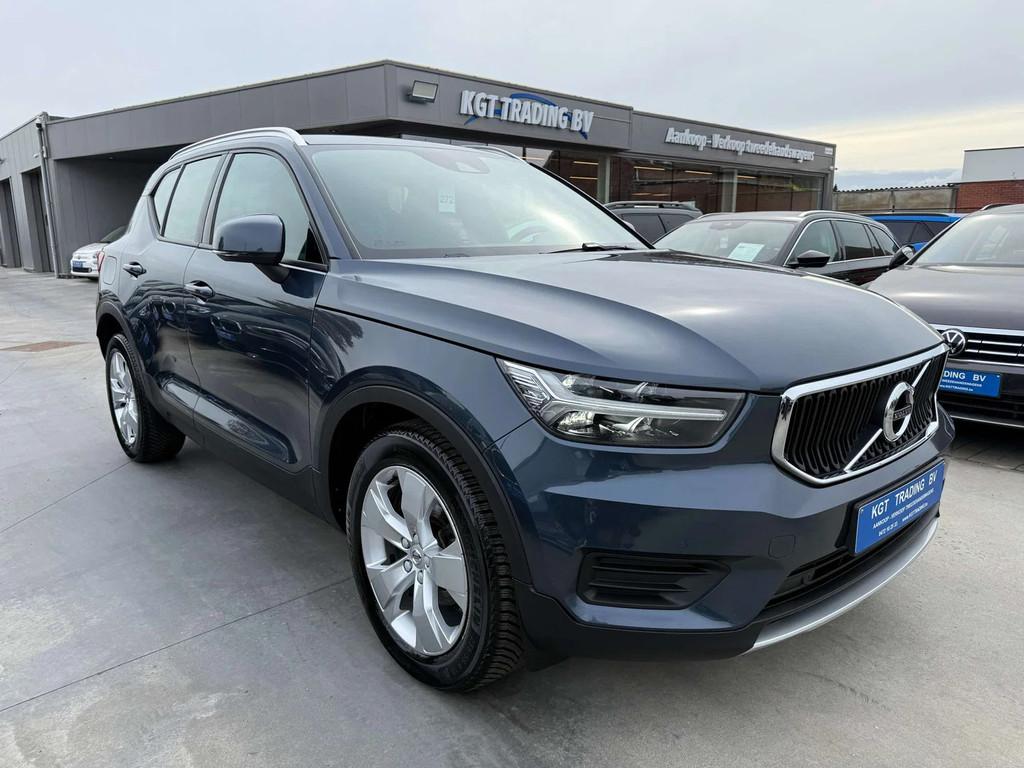 Volvo XC40 1.5 T2 NAVIGATIE FULL LED CAMERA CARPLAY TREKHAAK, Auto's, Stof, Gebruikt, Blauw, 5 deurs