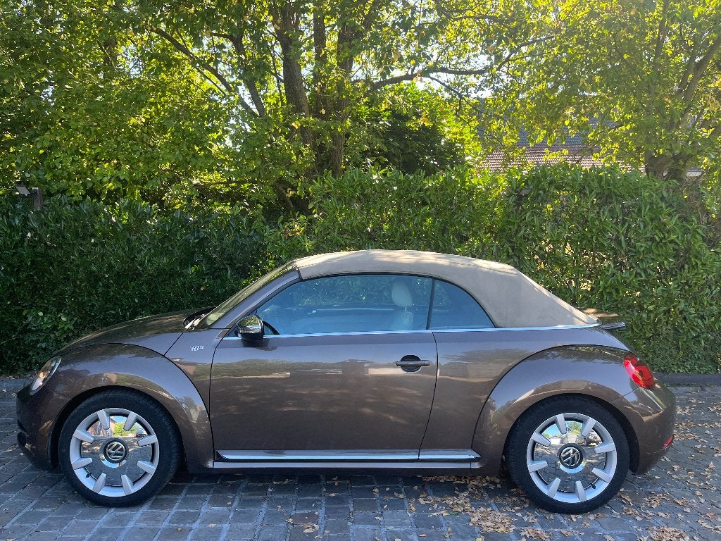 VW BEETLE cabrio ful options 2014 essence, Autos, Achat, Beige, Entreprise, Cabriolet