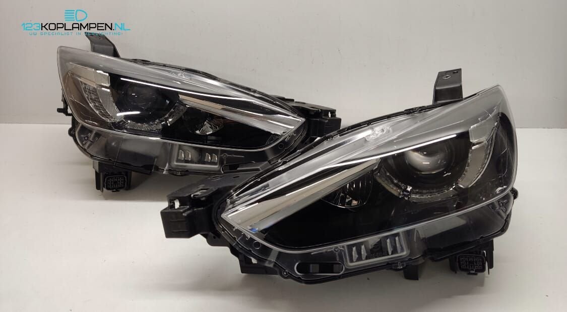 Mazda CX3 Full Led Koplamp links rechts, Gebruikt, -, -, Ophalen of Verzenden