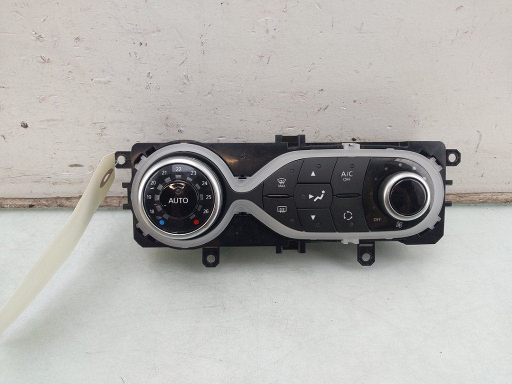 PANNEAU DE COMMANDE CHAUFFAGE CLIMATISATION Captur I (2R), Renault, Valeo, Utilisé, 100, rue de Courcelles
75017  Paris, FR