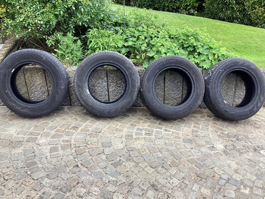 4 Pirelli 235/65 R17-banden, Ophalen, Gebruikt, 17 inch, 235 mm