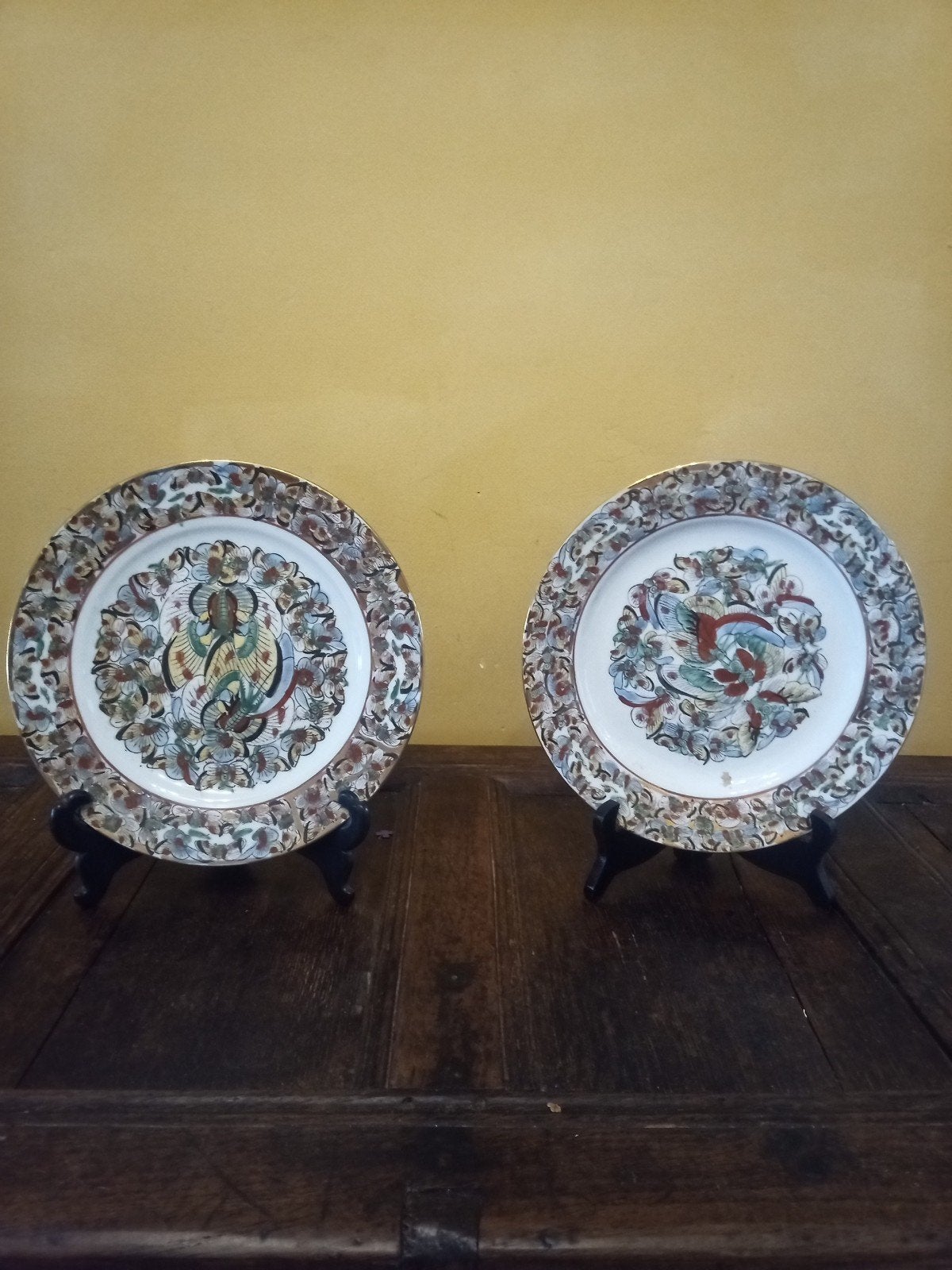 Porseleinen borden 'Thousand butterflies', Antiek en Kunst, Ophalen