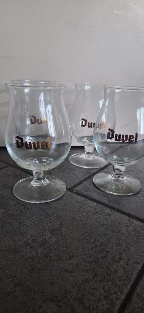 4 Duvel glazen met gouden letters, Ophalen