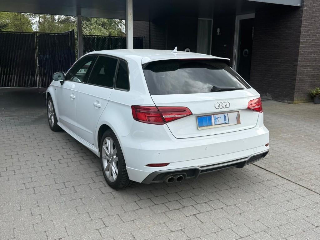 Audi A3, 4 cilinders, Wit, Leder, Particulier