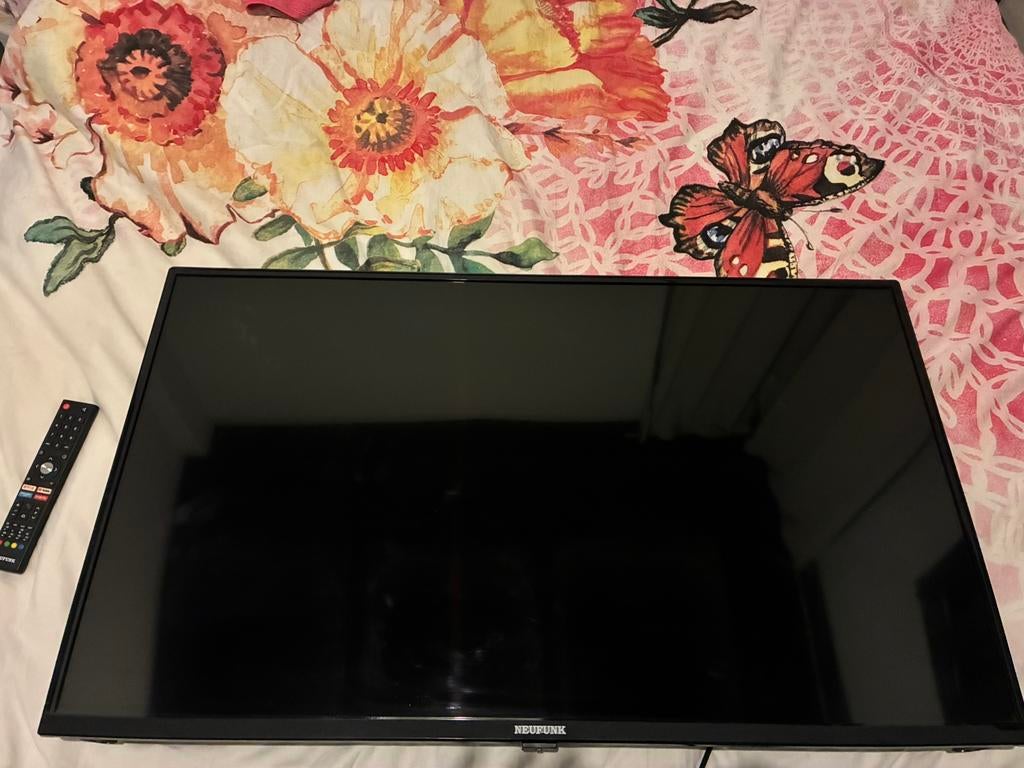Led tv Neufunk, TV, Hi-fi & Vidéo, Télévisions, Autres marques, LED, 50 Hz, Enlèvement