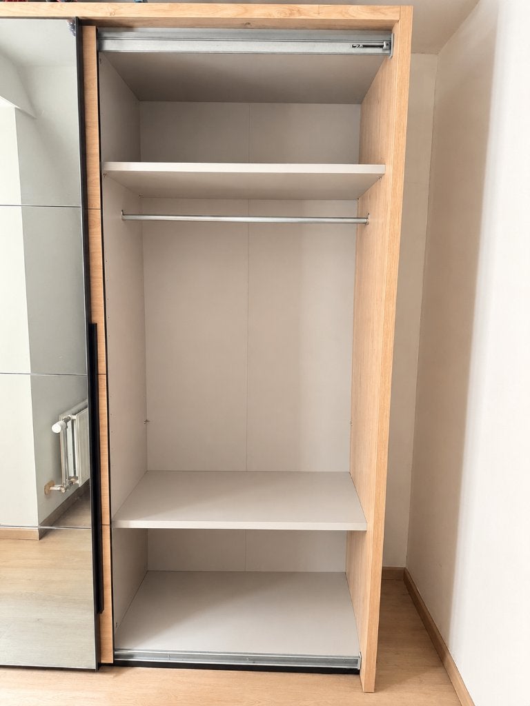 Armoire, 200 cm ou plus, Comme neuf, Enlèvement, 200 cm ou plus