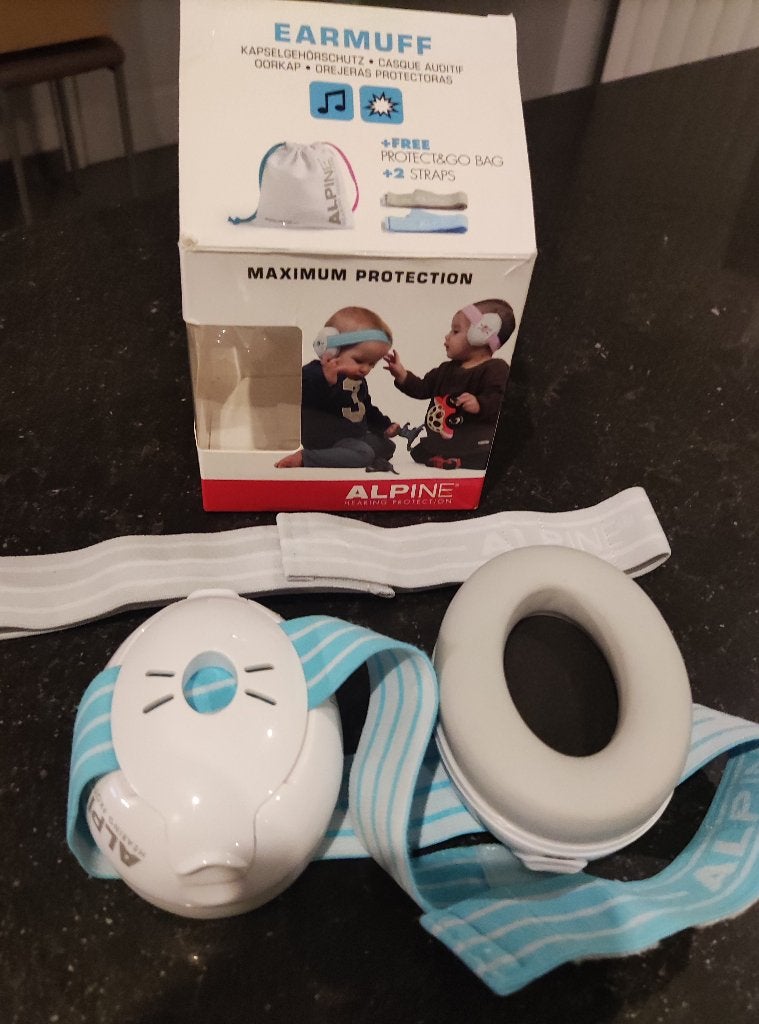 Alpine muffy baby gehoorbescherming, Kinderen en Baby's, Ophalen of Verzenden, Zo goed als nieuw