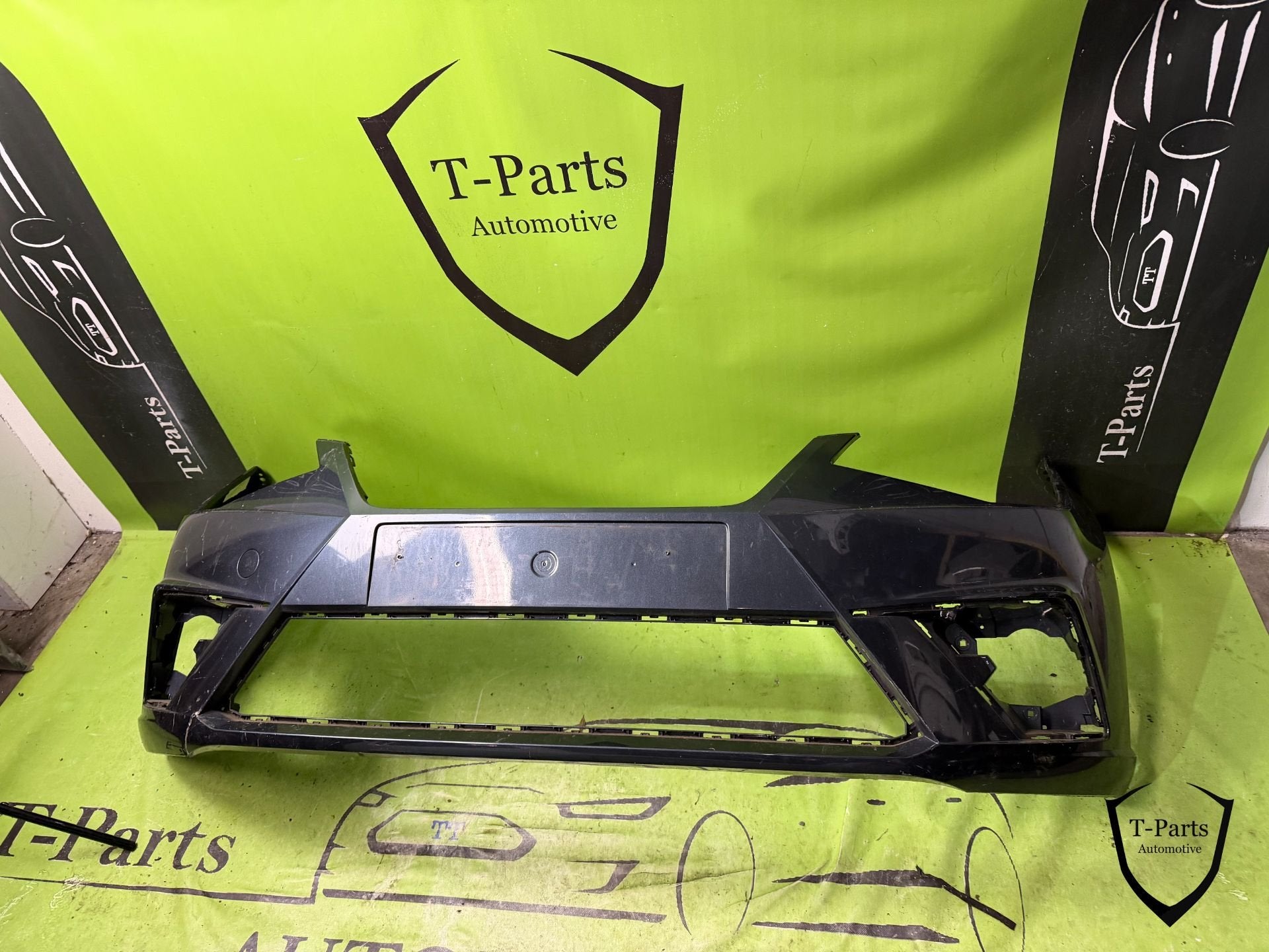 seat ibiza 6F voorbumper bumper, Gebruikt, Autovia A-2, Km 585 585
08760  Martorell, ES, SEAT S.A., Bumper
