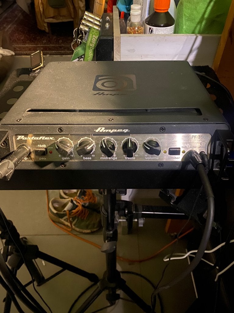 Basversterker Ampeg, Ophalen, Zo goed als nieuw, Basgitaar, 100 watt of meer