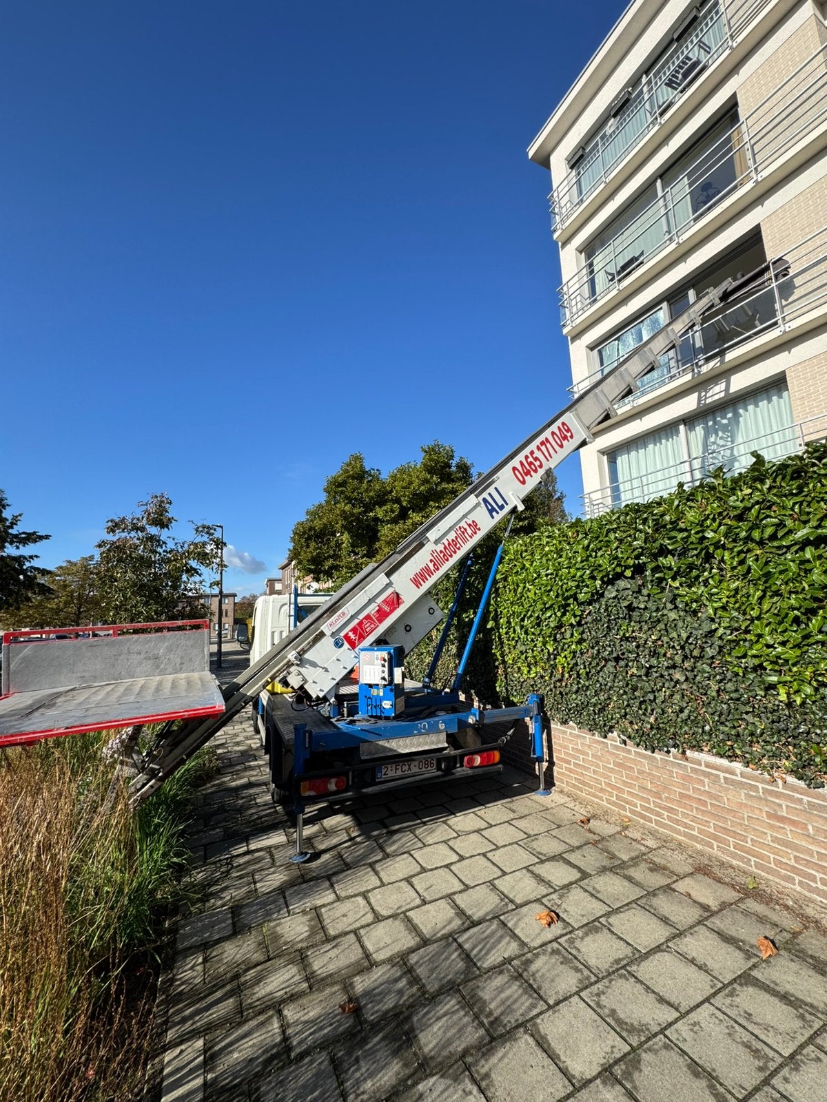 Service de monte-échelle à Anvers et à l'extérieur, Enlèvement