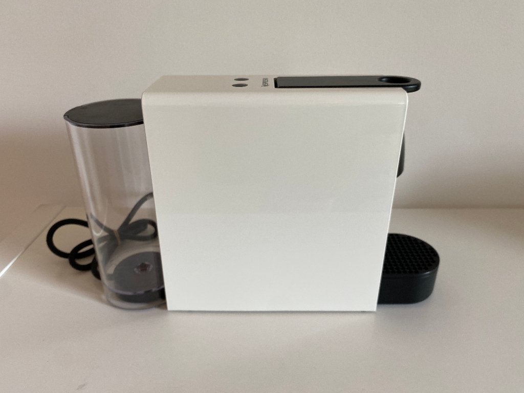 Nespresso Essenza Mini C30 - Comme neuf, Machine à espresso, Réservoir d'eau amovible, Dosettes et capsules de café, Comme neuf