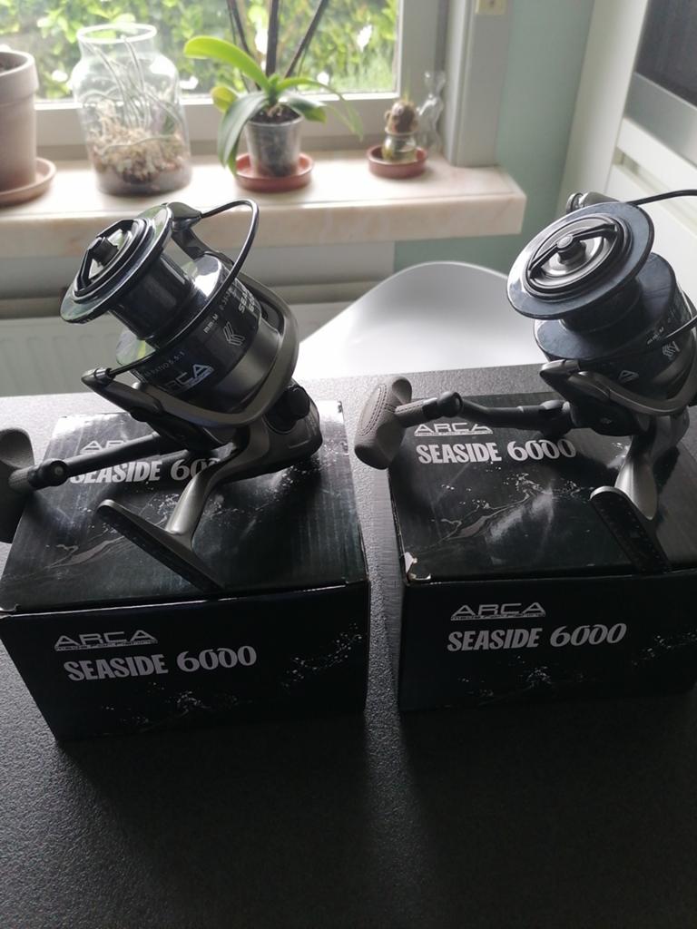 2 x ARCA SEASIDE 6000. NIEUW, Watersport en Boten, Hengelsport | Zeevissen, Ophalen of Verzenden, Nieuw, Molen