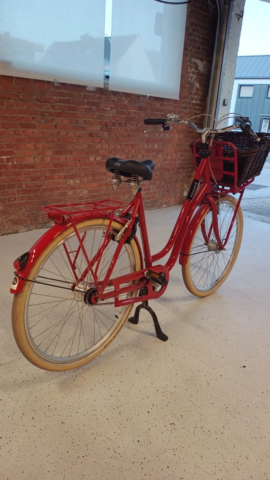 damesfiets nieuwstaat, Fietsen en Brommers, Ophalen, Zo goed als nieuw
