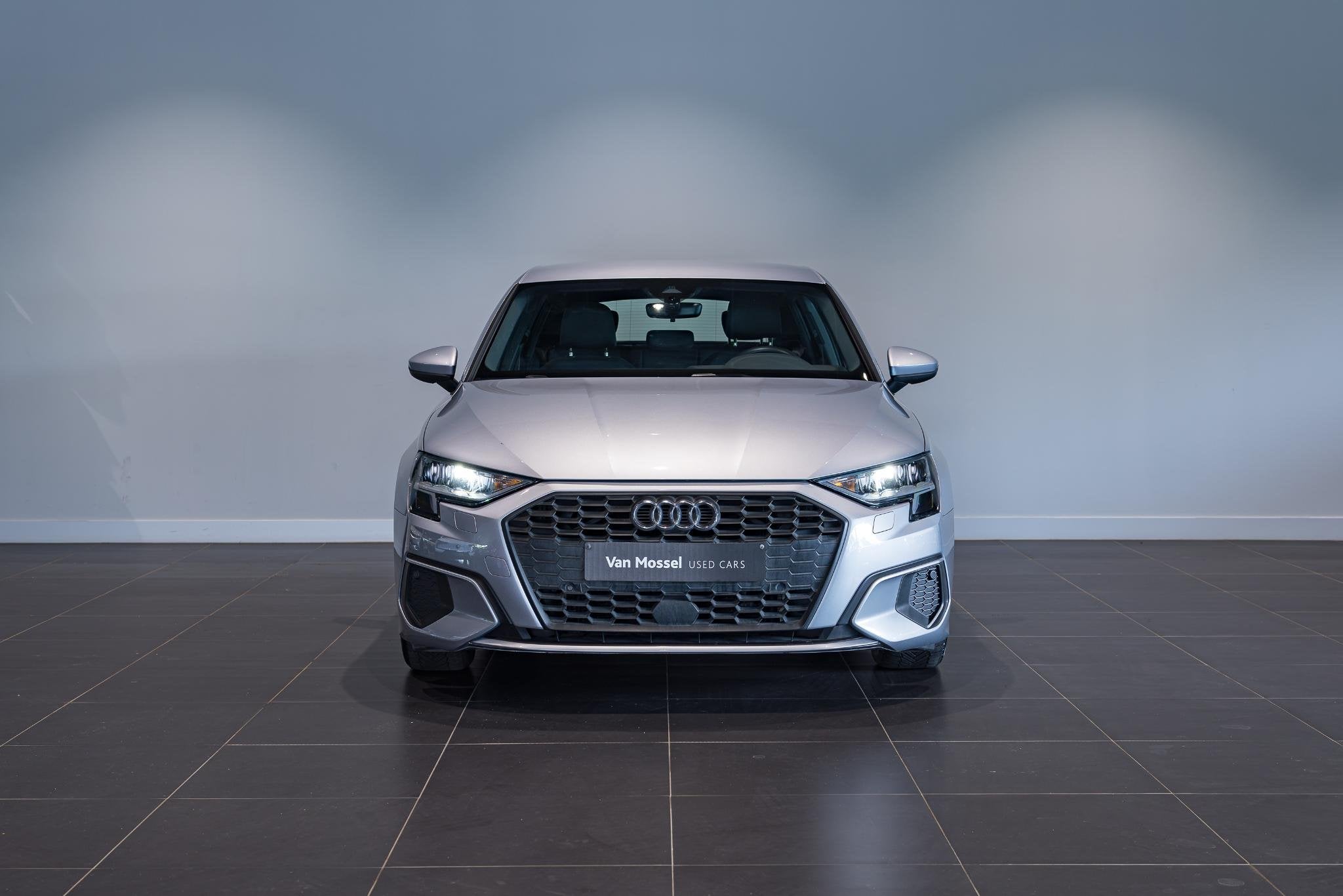Audi A3 Sportback 1.0 30 TFSi 81kW PACK BUSINESS | PDC V+A |, Auto's, Audi, Voorwielaandrijving, Stof, Gebruikt, Bedrijf