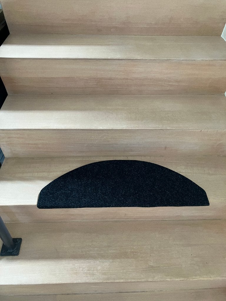 Zwarte stoffen trapmatten (14 stuks), Huis en Inrichting, Stoffering | Vloerbedekking, Ophalen of Verzenden, Nieuw, Zwart, Tapijt