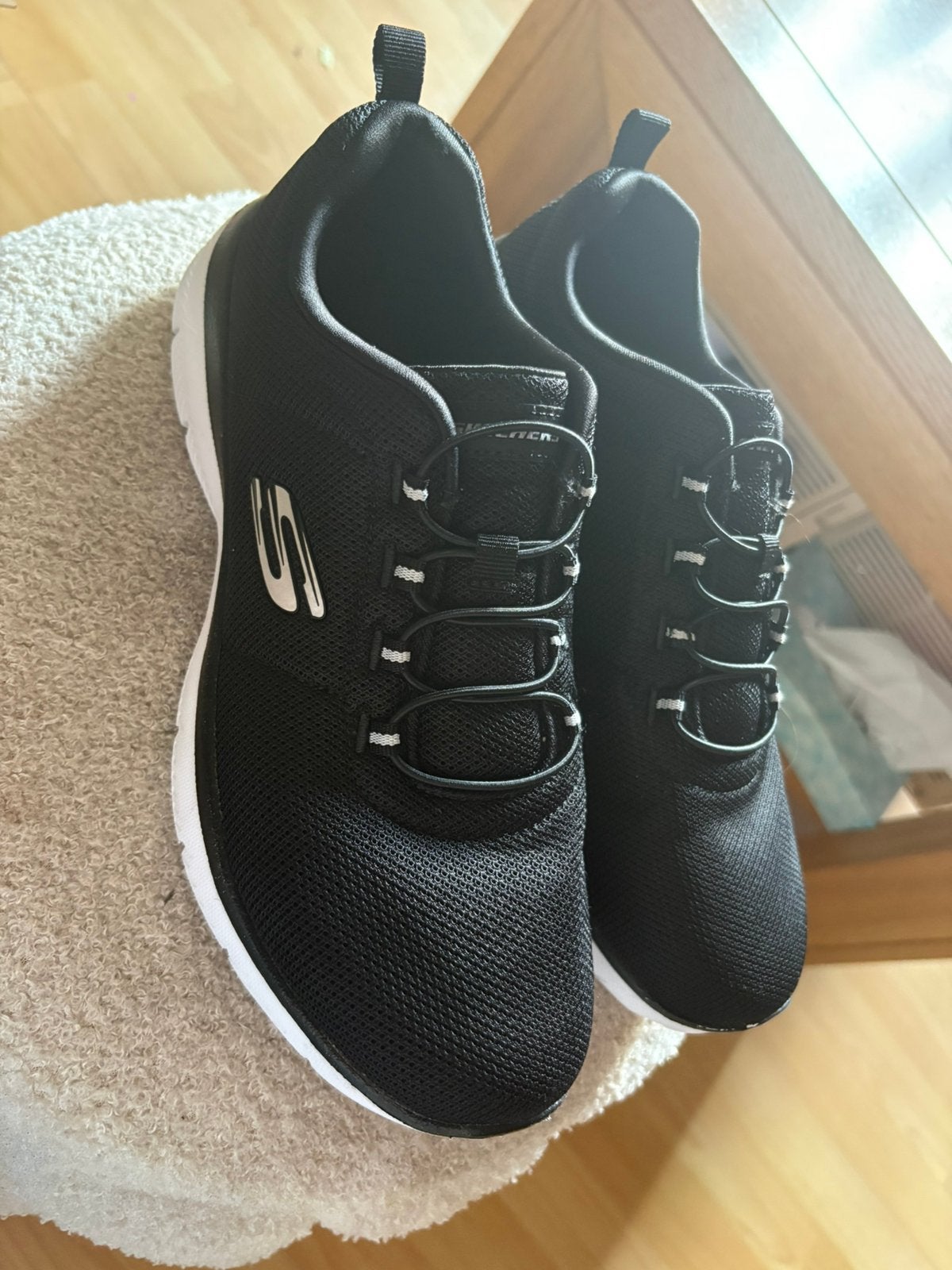 Skechers schoenen - maat 39 - zwart, Ophalen, Zo goed als nieuw, Zwart