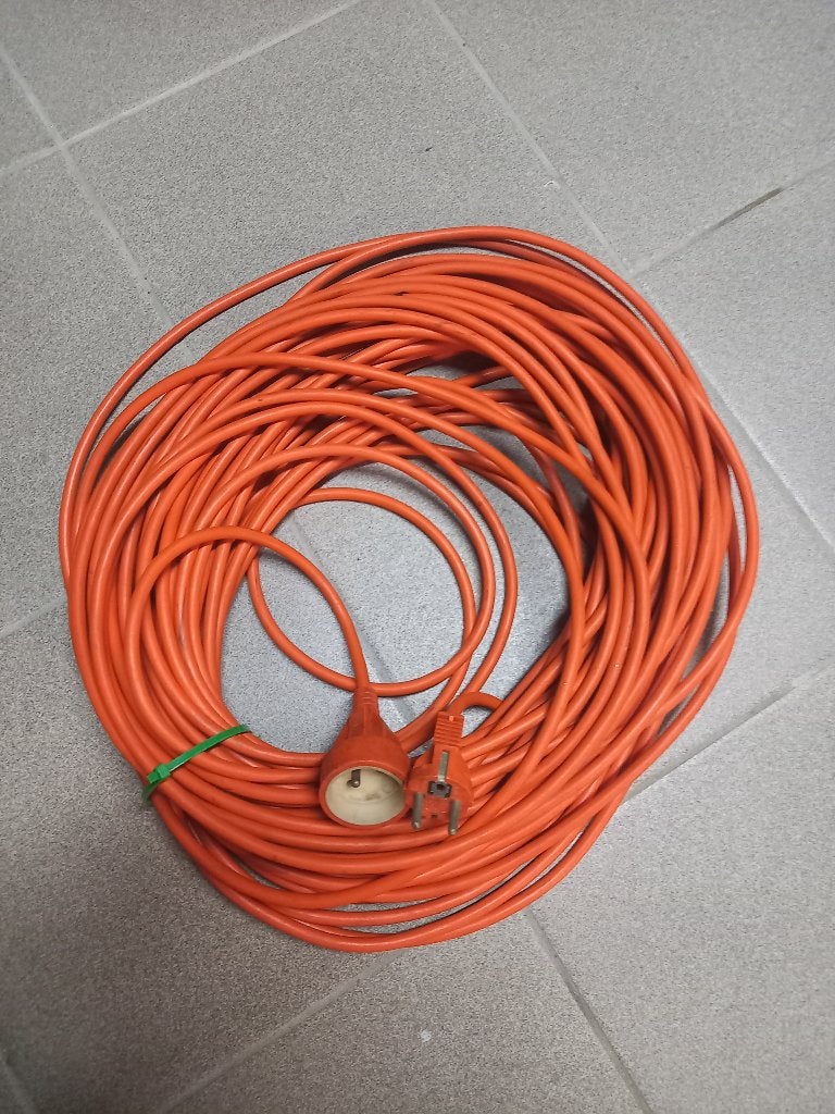 Lange verlengkabel, Doe-het-zelf en Bouw, Ophalen