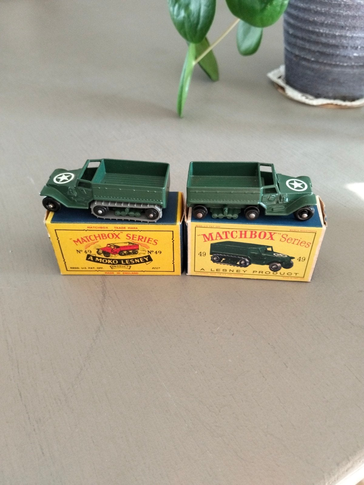 Matchbox 2x nr49A Army Half track MKIII D-box & B-box, Enlèvement ou Envoi, Matchbox