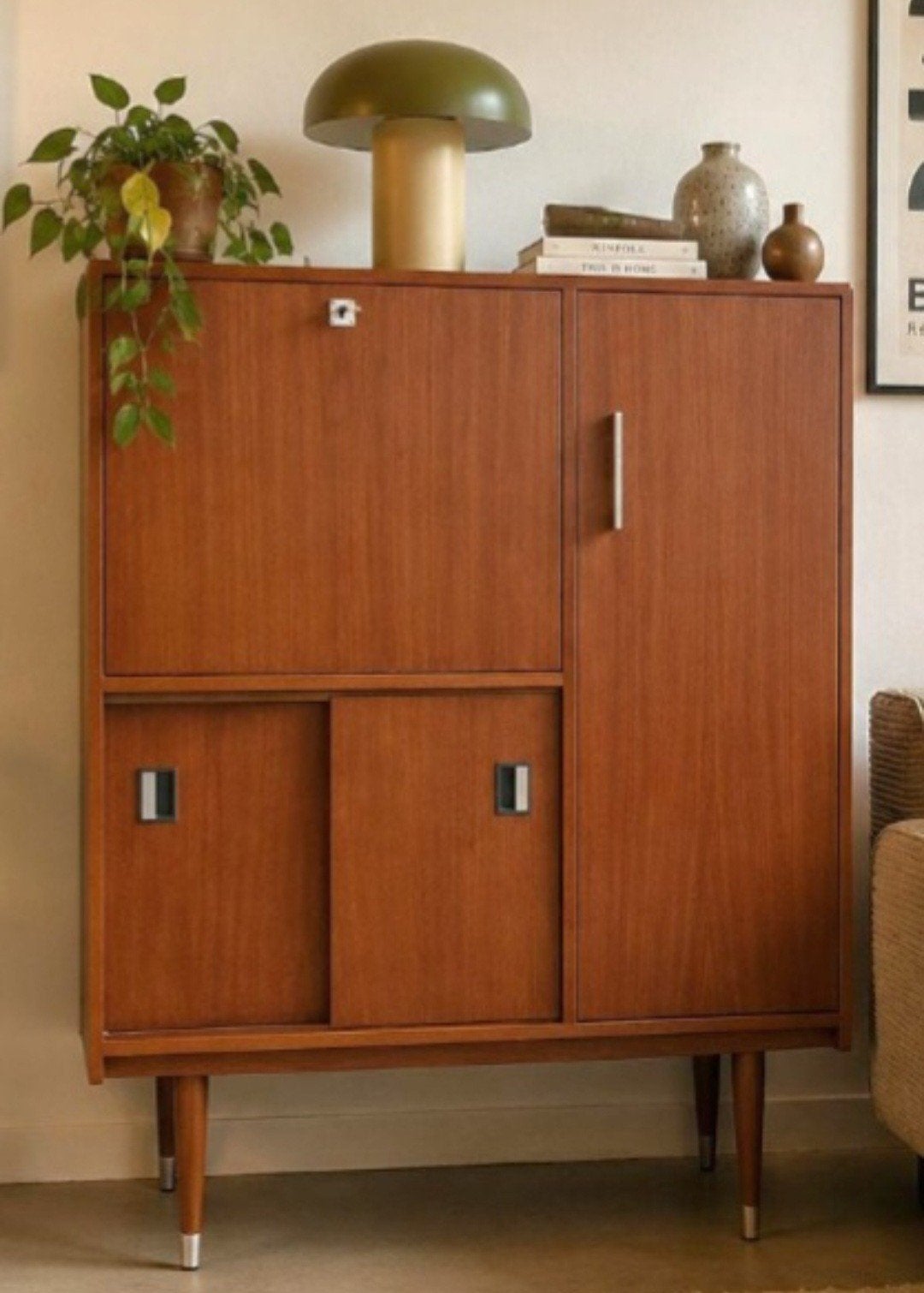 Vintage kast in teak Scandinavische . Met veel opbergruimte, Maison & Meubles, Armoires | Dressoirs, Enlèvement
