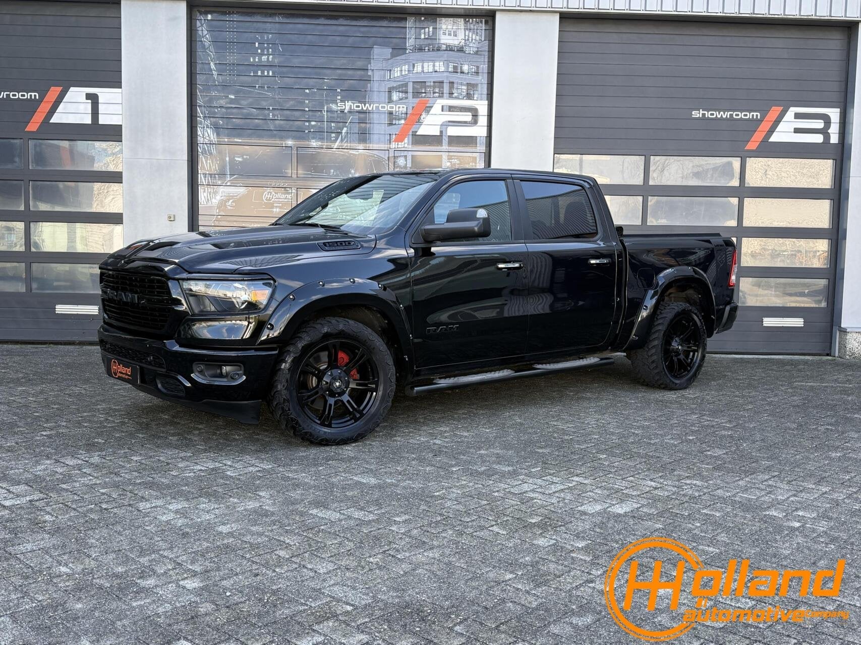 Dodge Ram 1500 5.7 V8 Crew Cab WIDE BODY BTW VRIJ!, Autos, Cuir, Achat, 4 portes, Carnet d'entretien