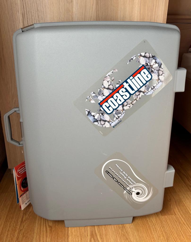 Valise Samsonite, Roulettes, Plastique dur, Comme neuf, Enlèvement
