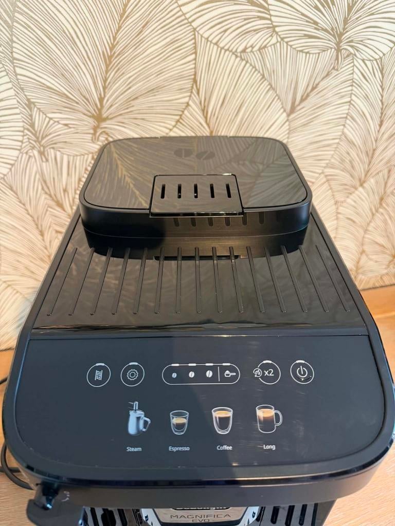 Delonghi magnifica evo impeccable, Electroménager, Réveils, Enlèvement ou Envoi