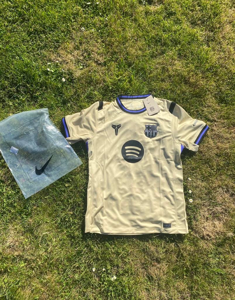 Barcelona jersey, Sport en Fitness, Voetbal, Ophalen of Verzenden, Nieuw