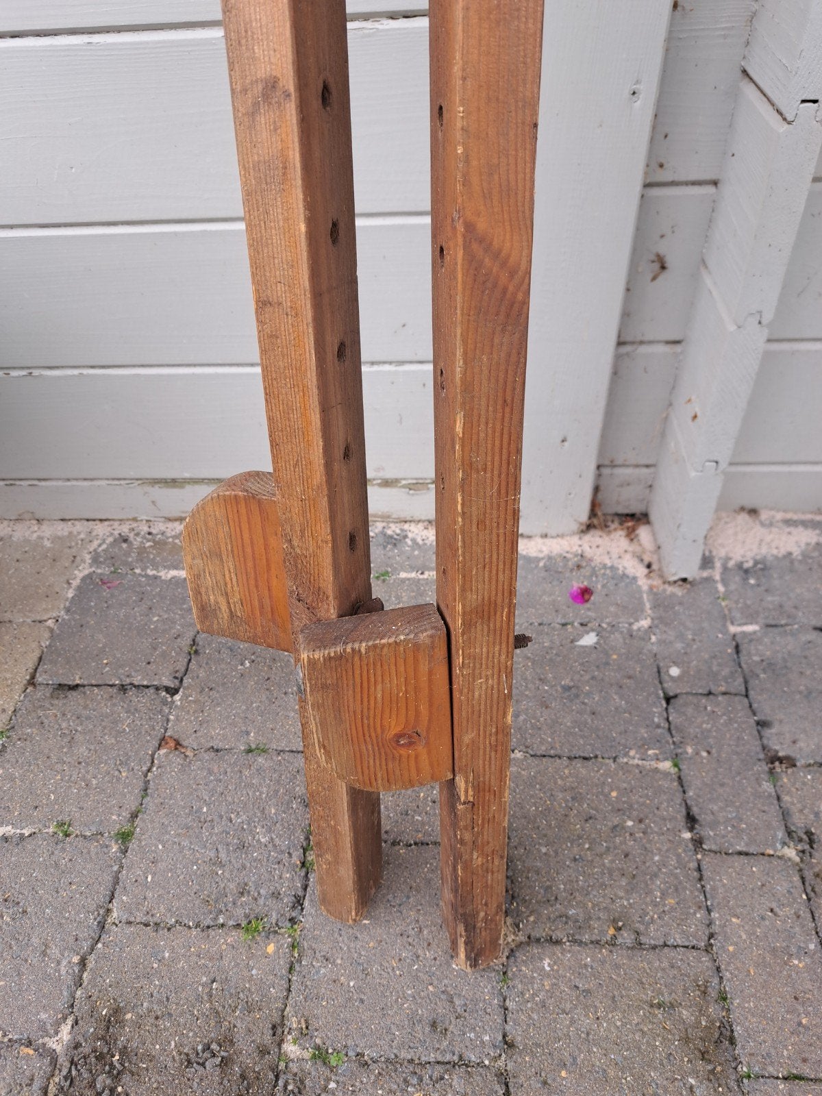houten stelten, Ophalen