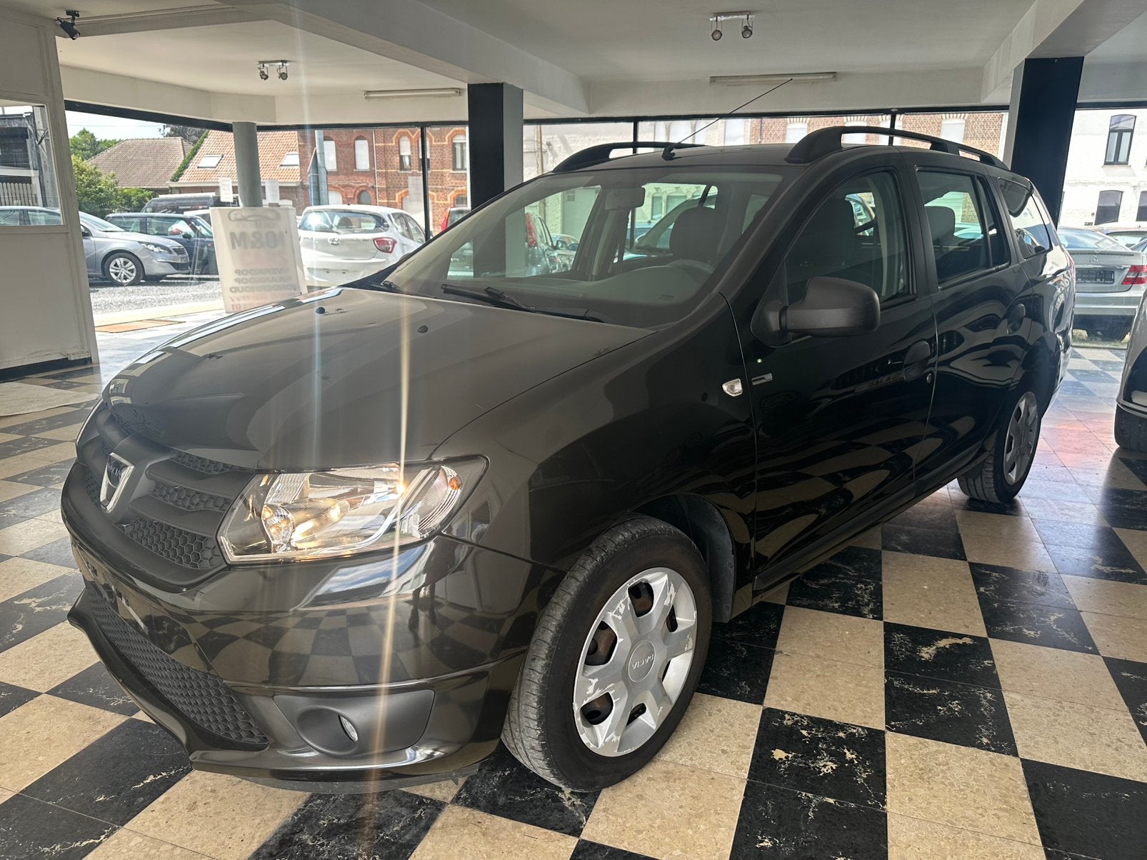 Dacia Logan MCV SCe 1.2i Euro 6b *86000 km*, Autos, USB, Euro 6, Entreprise, Boîte manuelle