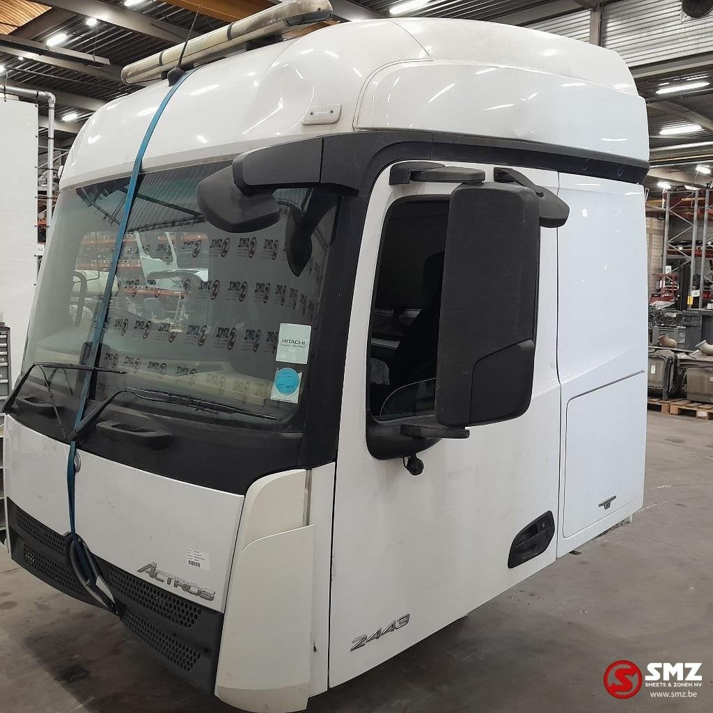 Occ Cabine RHD Mercedes, Utilisé, Mercedes-Benz, Autres pièces automobiles
