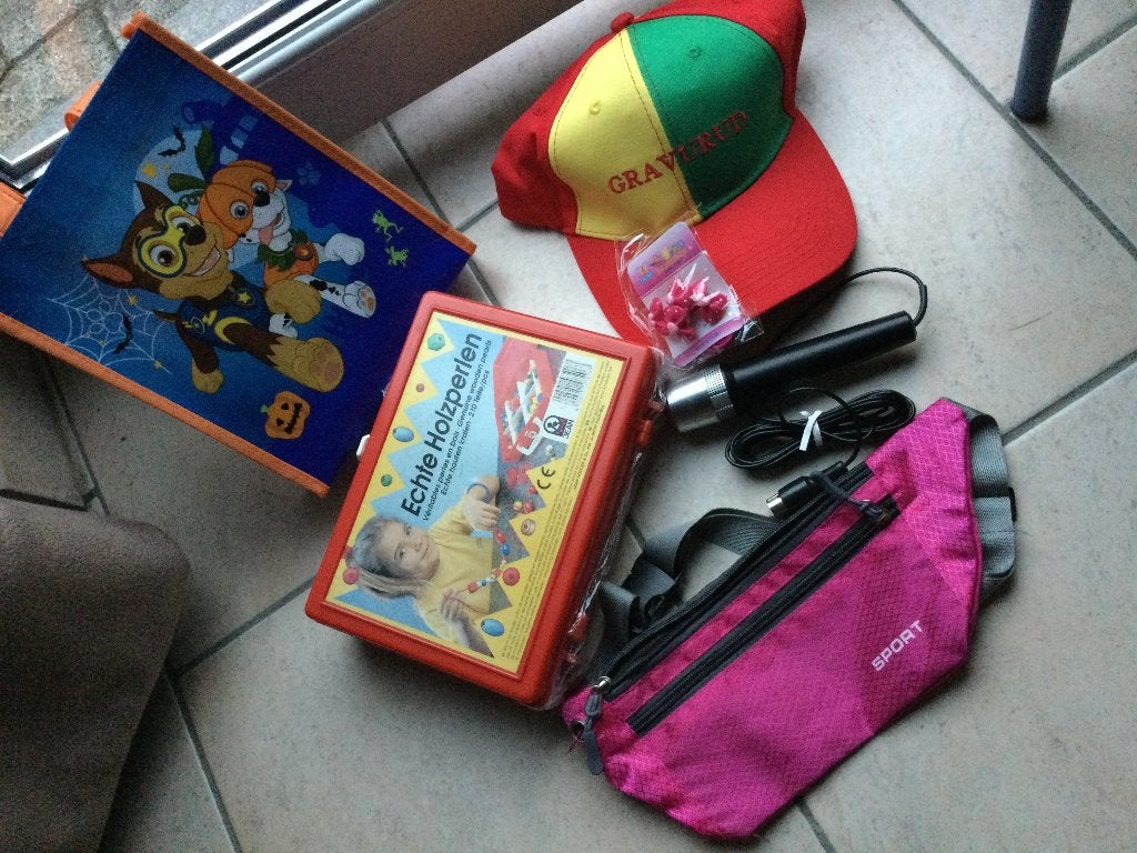 LOT DE JEUX ET D'ACCESSOIRES, Enlèvement ou Envoi