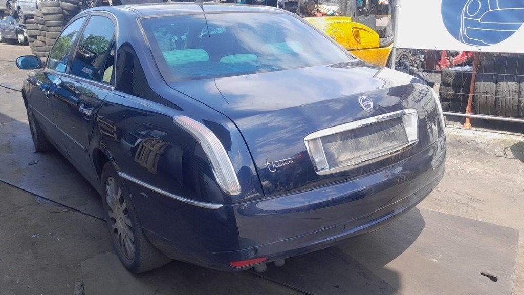 ACHTERLICHT LINKS Lancia Thesis (841) (01-2002/07-2009), Gebruikt, Lancia Automobiles - Stellantis Europe S.p.A, Corso G. Agnelli 200
10135  Turin, IT