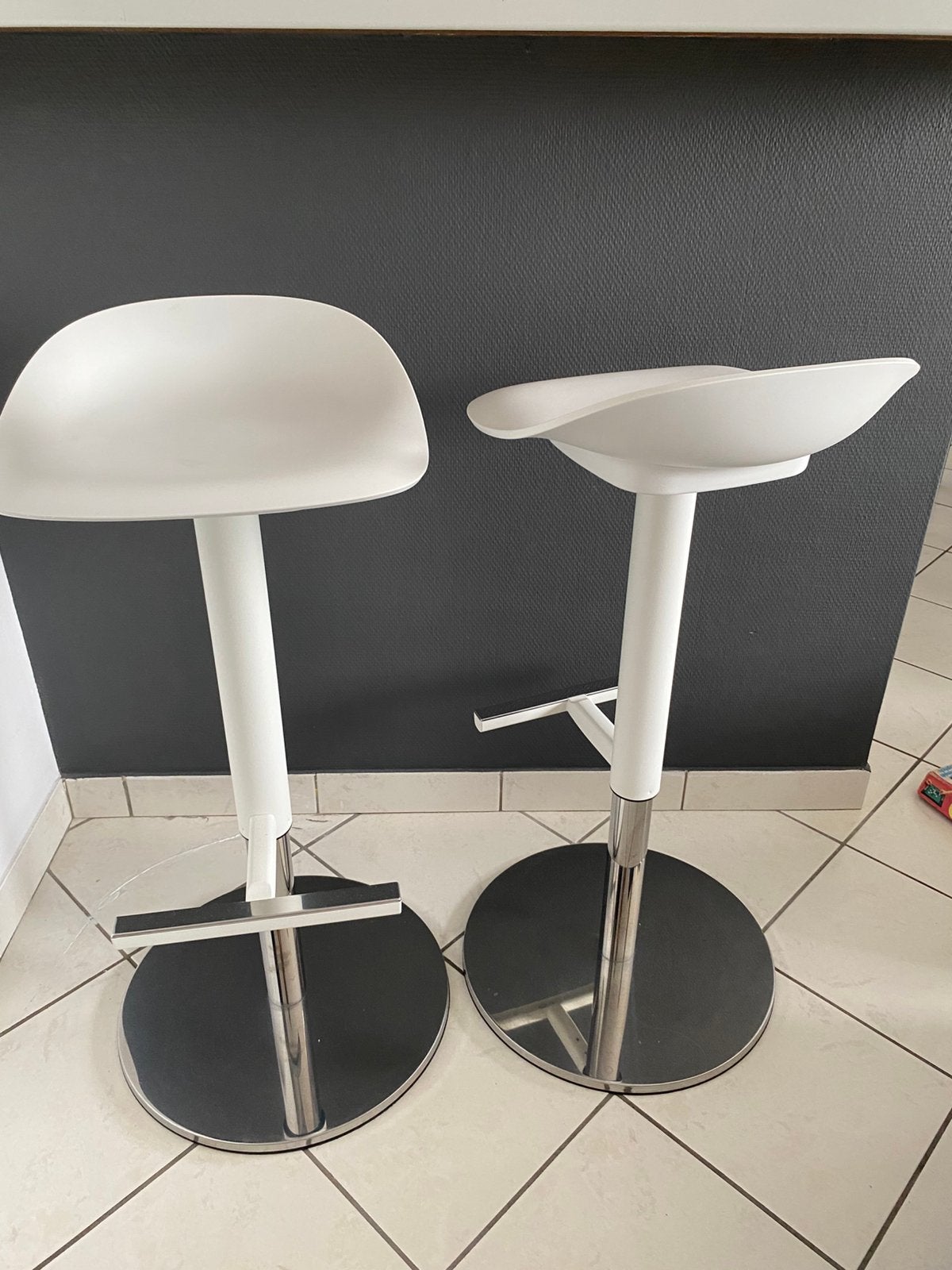 2 chaises hautes, Maison & Meubles, Enlèvement, Comme neuf