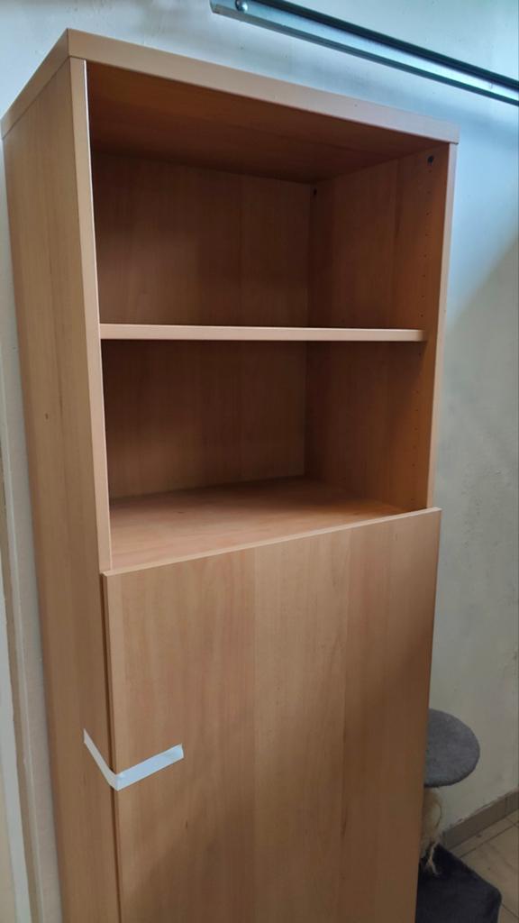 Meuble Ikea, semi-ouvert avec 4 étagères, Enlèvement