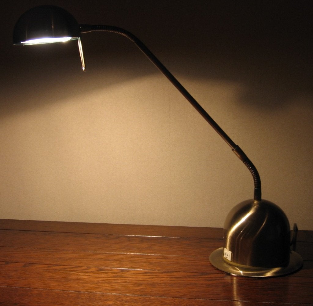 Messing bureaulamp, 230v - 50hz, max. 50W (massive), Maison & Meubles, Lampes | Lampes de table, Enlèvement, Comme neuf, Lampe de bureau