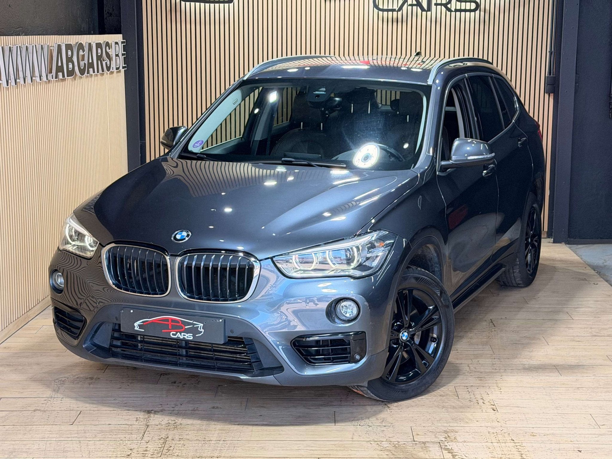 BMW X1 X1 2.0iA sDrive20 * SPORT * GARANTIE 12 MOIS * 1ER PR, 1998 cc, Gebruikt, Euro 6, 4 cilinders