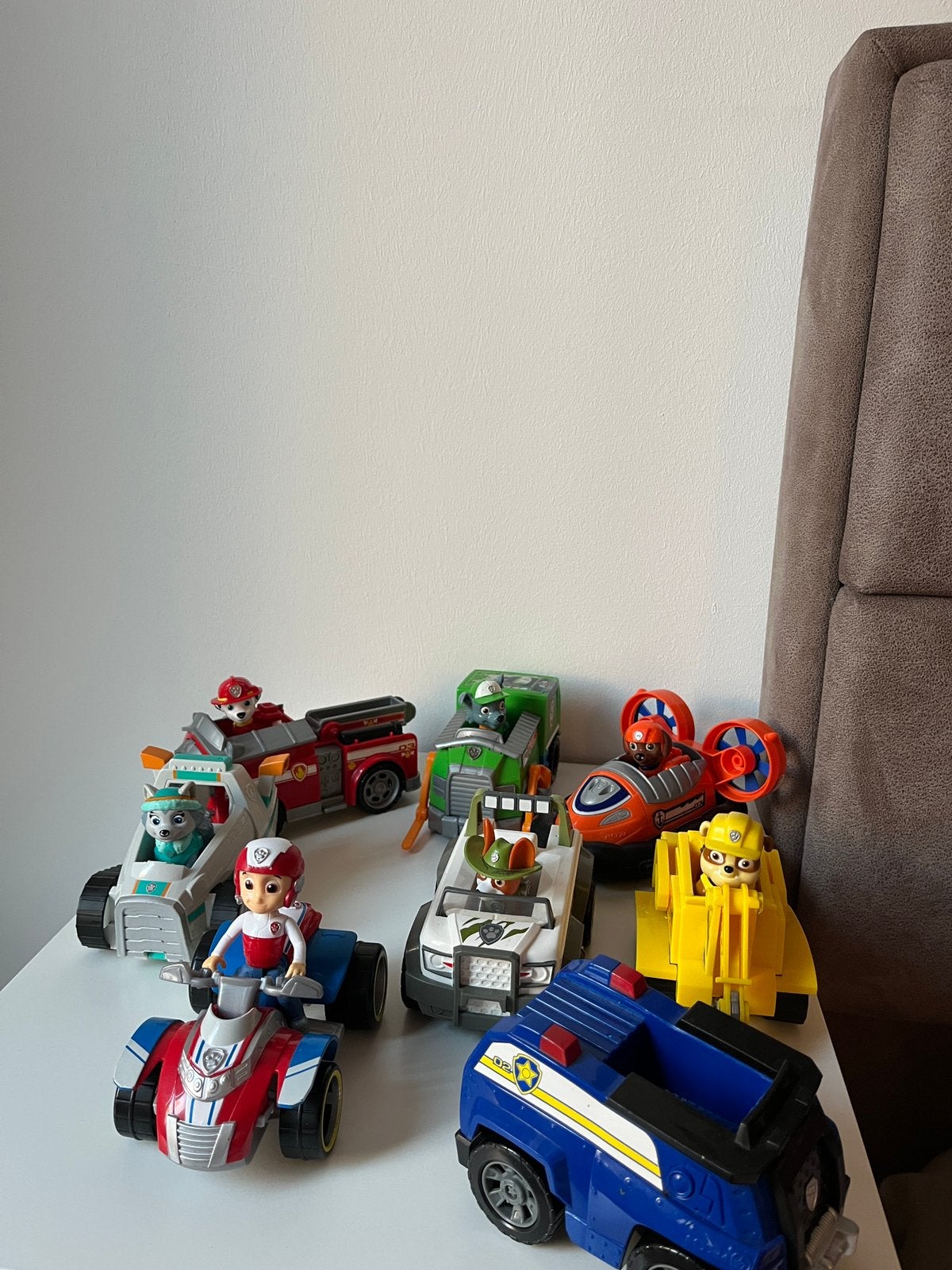 Véhicules jouets PAW Patrol avec chiens et Ryder, Enfants & Bébés, Enlèvement, Comme neuf
