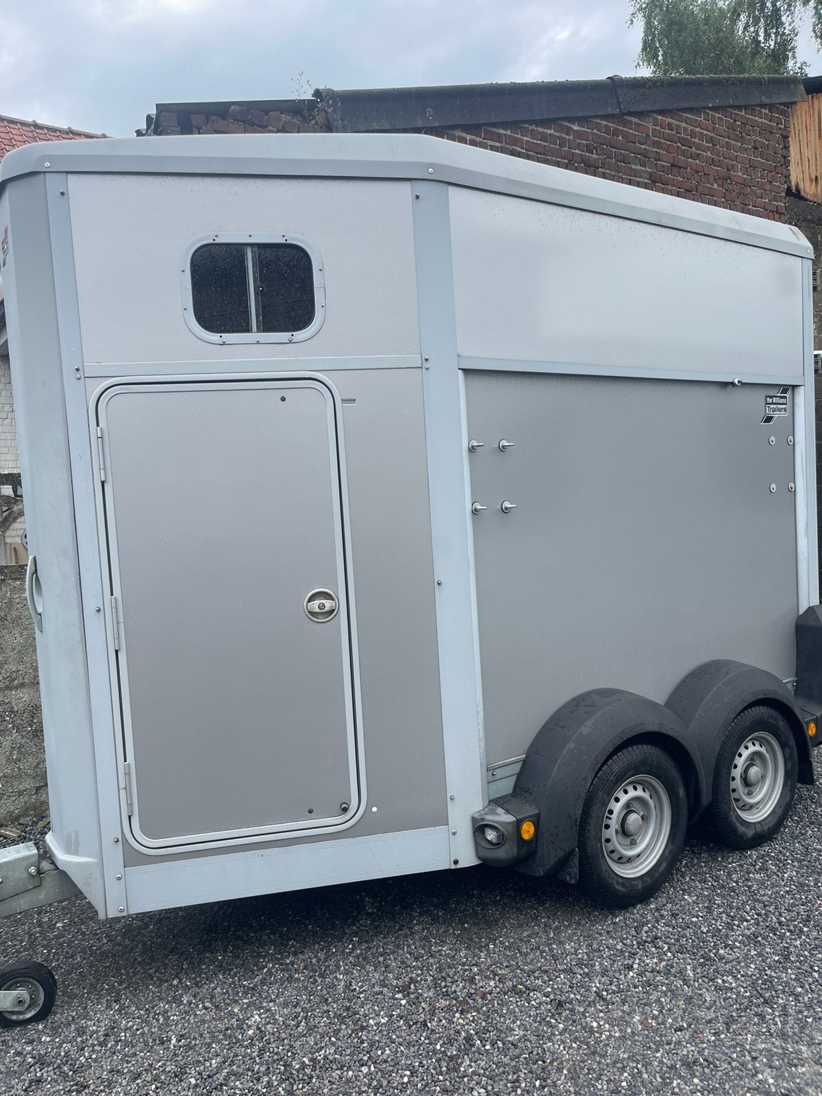 Ifor williams HB 403 de luxe 1,5 p 2018, Ophalen, Zo goed als nieuw, Overige materialen, 1½-paards trailer