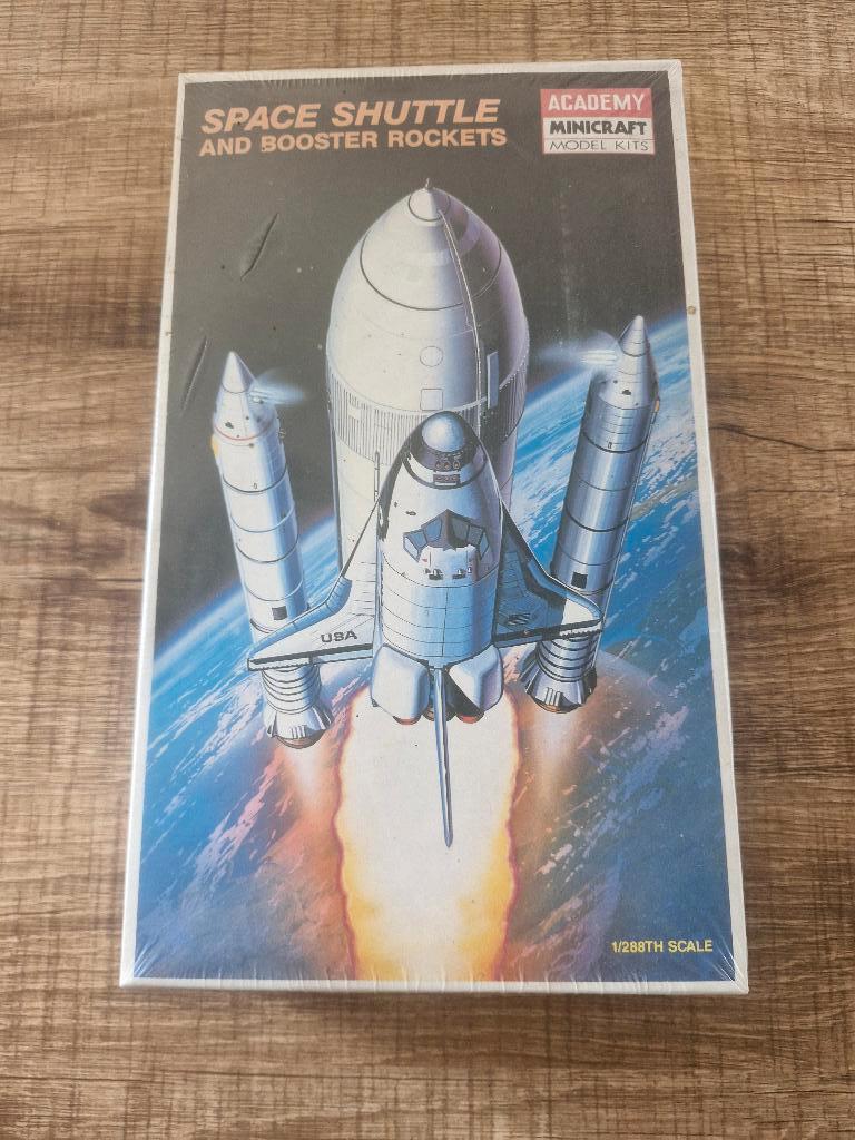Academy 1/288 Space Shuttle and Rocket Boosters, Hobby & Loisirs créatifs, Modélisme | Avions & Hélicoptères, Neuf, Avion, 1:200 ou moins