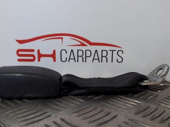 Insertion ceinture de sécurité avant droite d'un Suzuki Sw, -, 3 mois de garantie, Utilisé, -