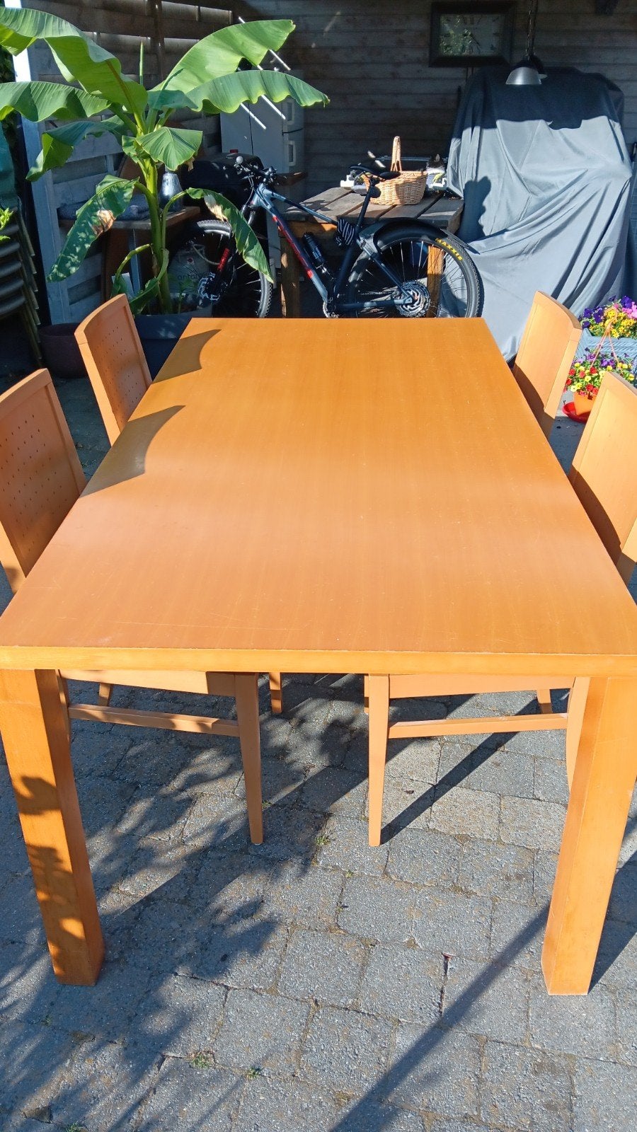 Mooie grote eettafel met 6 stoelen, Huis en Inrichting, Tafels | Eettafels, Ophalen