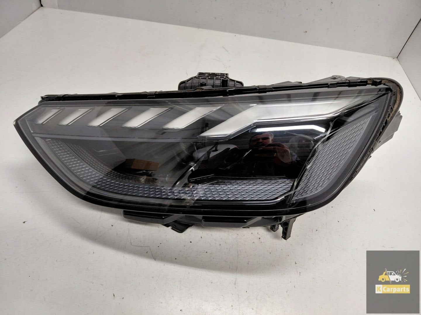 8W0.941.035.J Audi RS4 S4 B9 8W Lift Matrix lamp links, Gebruikt, AUDI AG, Auto-Union-Strasse 1
85045  Ingolstadt, DE, Audi