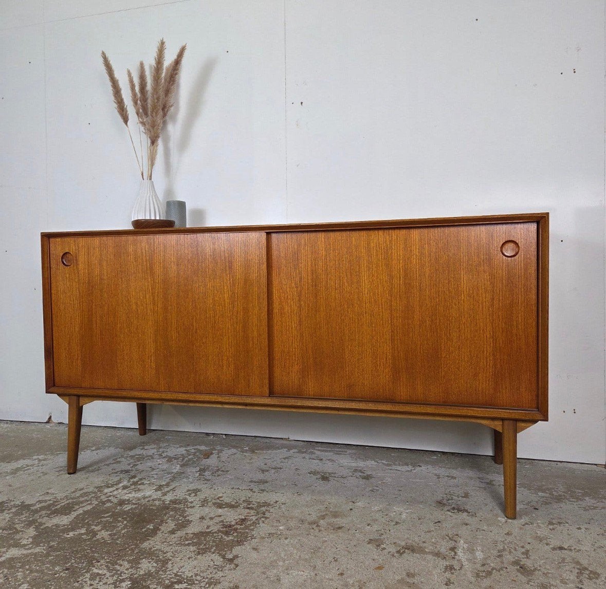 Rex Raab, Wilhelm Renz Varia-150 vintage sideboard jaren 60, 150 tot 200 cm, Teakhout, 25 tot 50 cm, Deens, Jaren 60 70, Retro, TV meubel