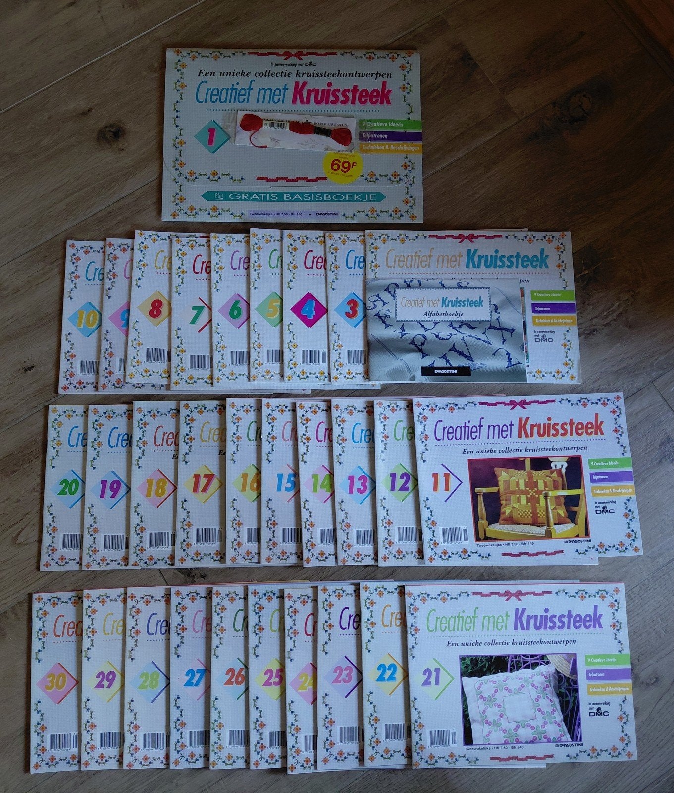 Creatief met Kruissteek DMC - Complete Collectie, Ophalen of Verzenden, Zo goed als nieuw, Handborduren, Patroon