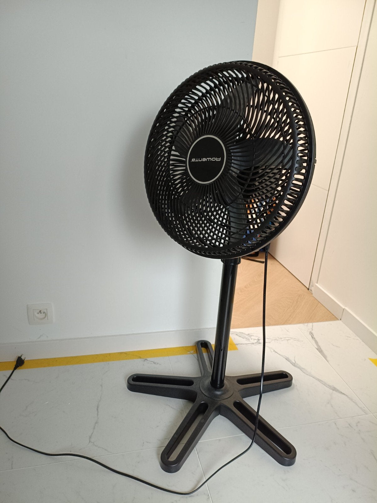 Rowenta krachtige staande ventilator, Ophalen, Zo goed als nieuw, Statiefventilator