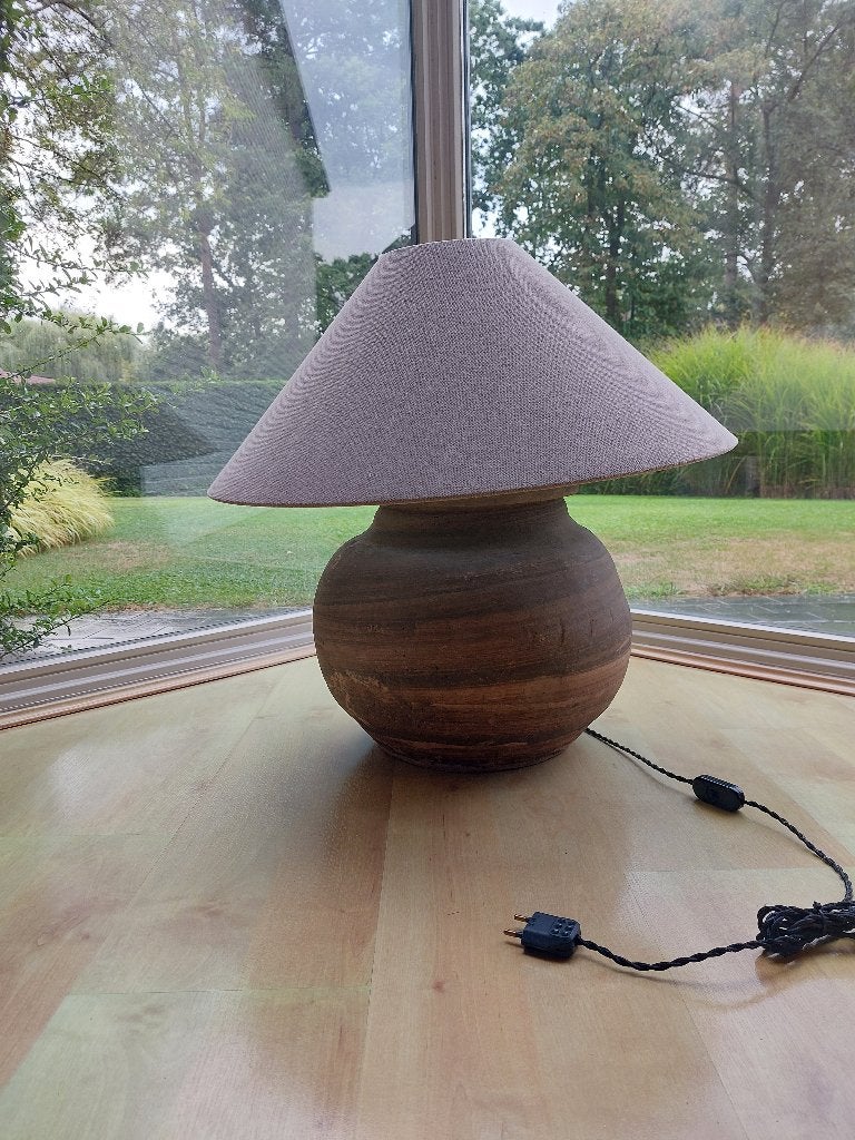 Ronde Tafellamp met Kap, Ophalen, Met kap