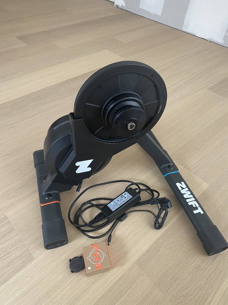 Zwift Hub One + zwift Cog  + zwift click, Enlèvement, Comme neuf