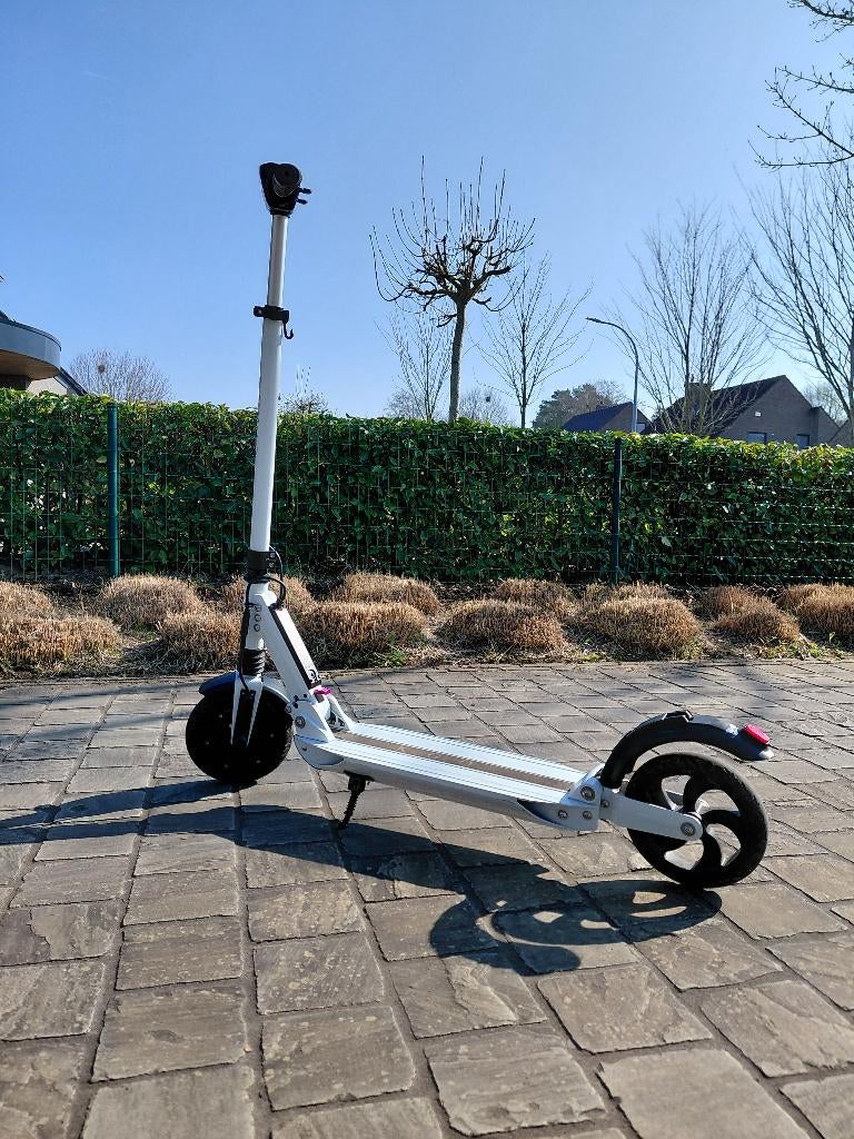 Kugoo elektrische step/elektric scooter, Fietsen en Brommers, Steps, Ophalen, Zo goed als nieuw, Elektrische step (E-scooter)
