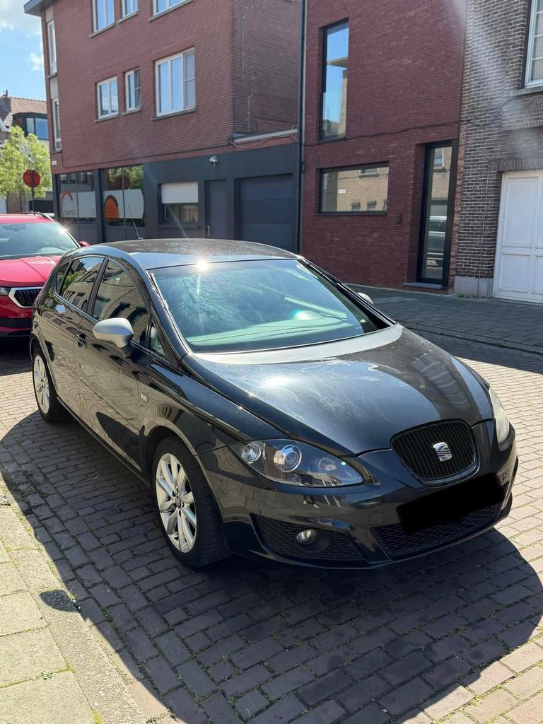 Seat Leon FR 2.0TDI 140PK 240.000km, Auto's, Seat, Euro 5, Stof, Zwart, Leon